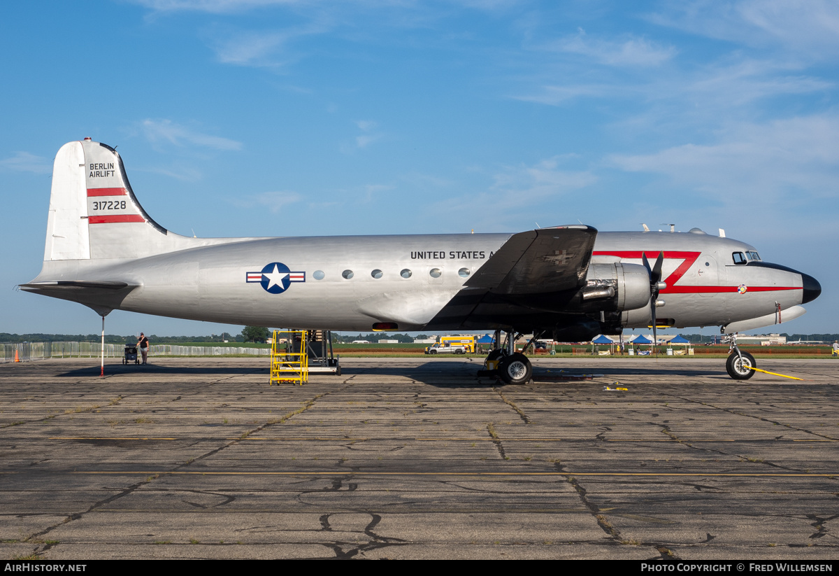 Aircraft Photo of N500EJ / 317228 | Douglas C-54D Skymaster | USA - Air Force | AirHistory.net #718231