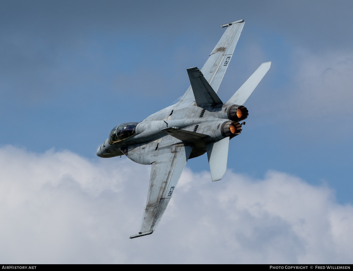 Aircraft Photo of 165929 | Boeing F/A-18F Super Hornet | USA - Navy | AirHistory.net #718236