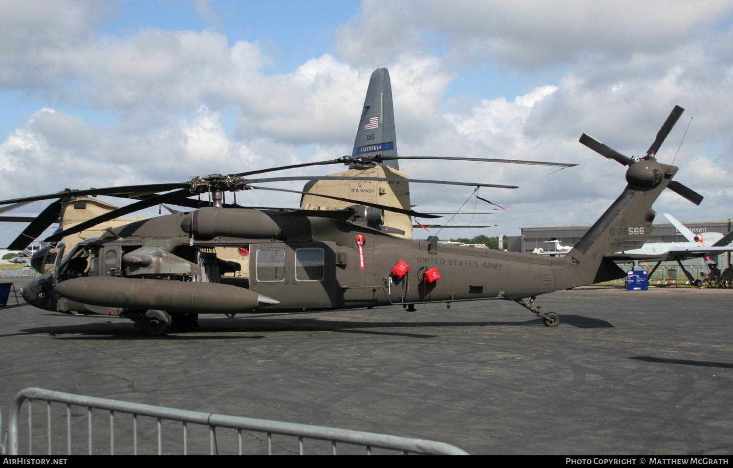 Aircraft Photo of 94-26566 | Sikorsky UH-60V Black Hawk | USA - Army | AirHistory.net #718257