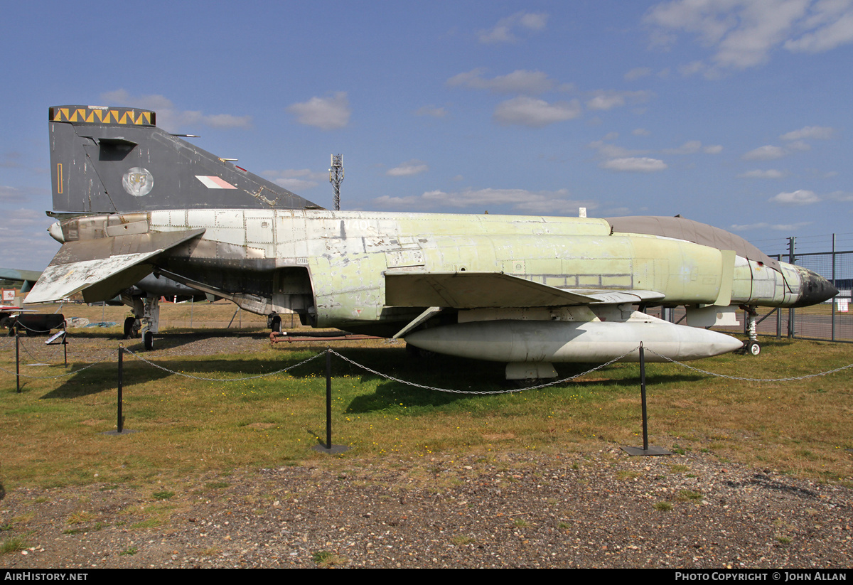 Aircraft Photo of XV401 | McDonnell Douglas F-4M Phantom FGR2 | UK - Air Force | AirHistory.net #718258