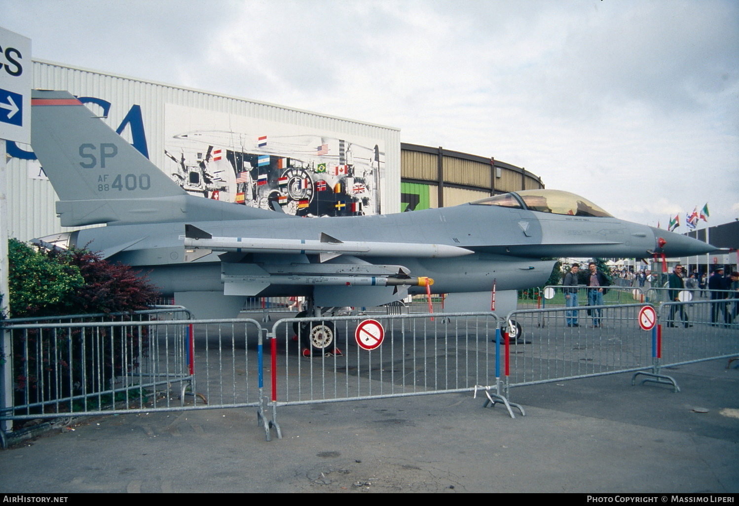 Aircraft Photo of 88-0400 / AF88-400 | General Dynamics F-16C Fighting Falcon | USA - Air Force | AirHistory.net #718332