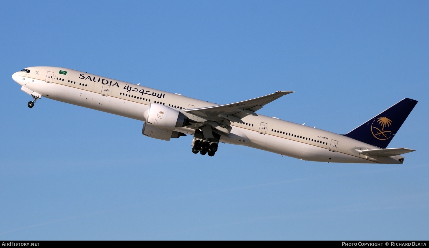 Aircraft Photo of HZ-AK36 | Boeing 777-300/ER | Saudia - Saudi Arabian Airlines | AirHistory.net #718439
