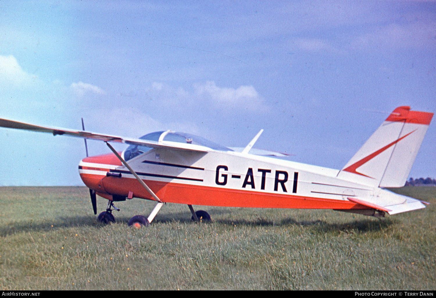 Aircraft Photo of G-ATRI | Bölkow Bo-208C Junior | AirHistory.net #718467