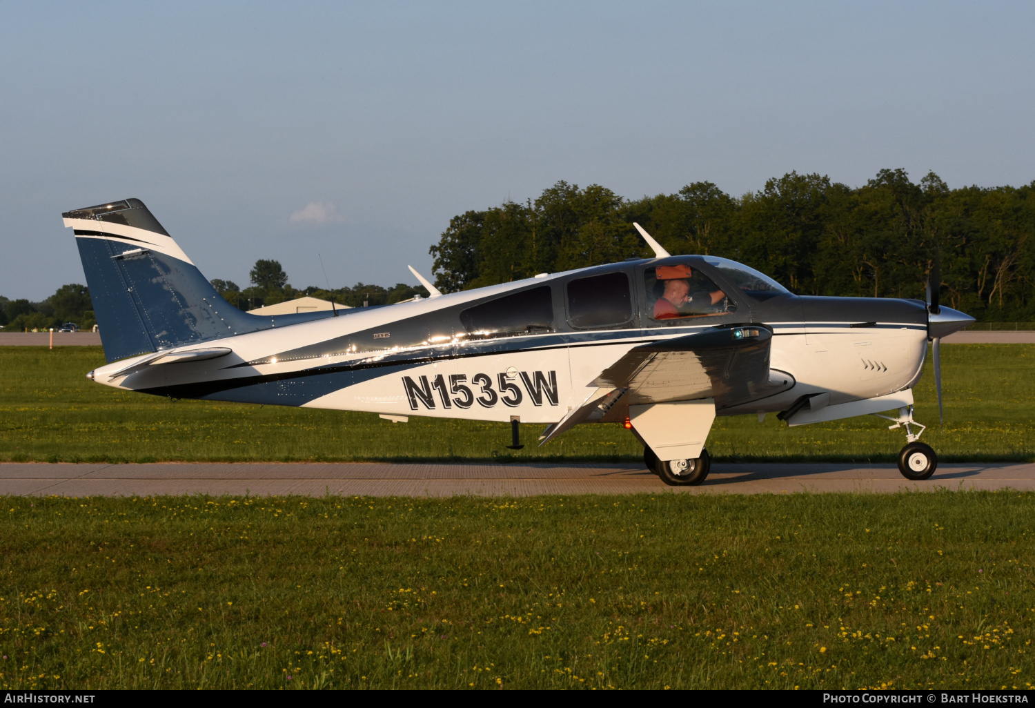 Aircraft Photo of N1535W | Beech F33A Bonanza | AirHistory.net #718486