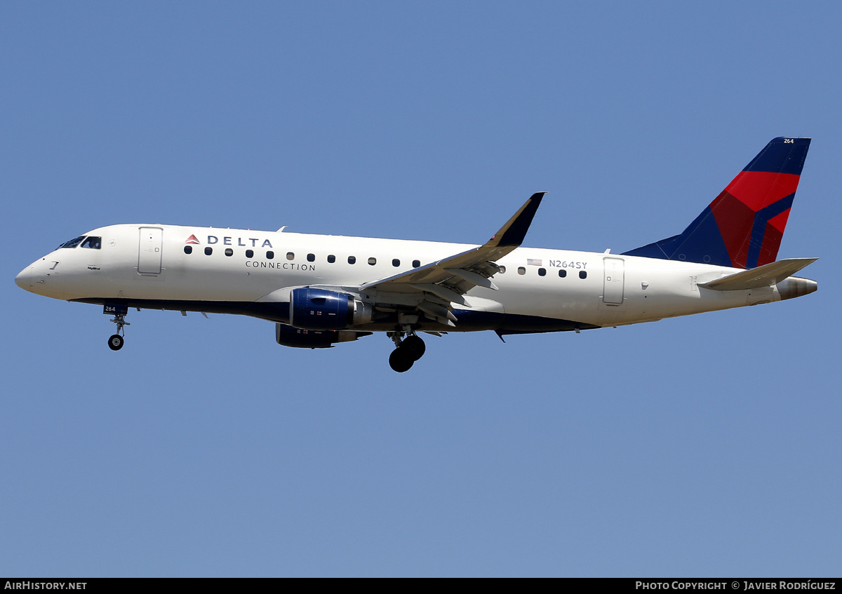 Aircraft Photo of N264SY | Embraer 175LL (ERJ-170-200LL) | Delta Connection | AirHistory.net #718575