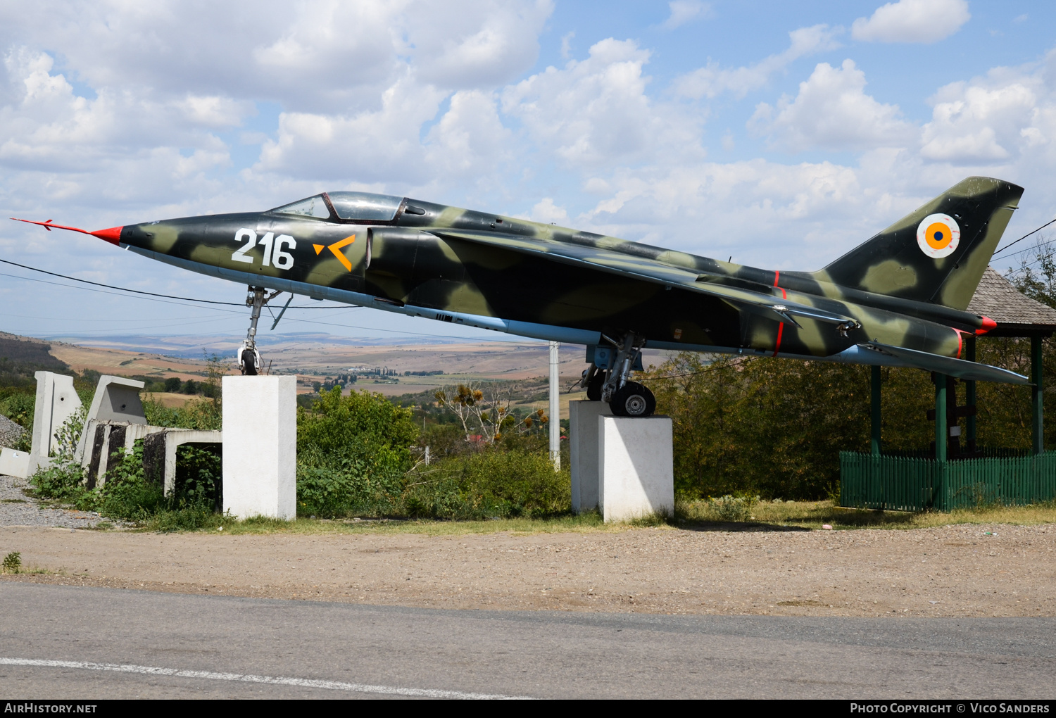 Aircraft Photo of 216 | Craiova IAR-93B Vultur | Romania - Air Force | AirHistory.net #718712