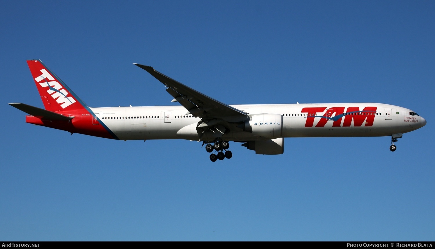 Aircraft Photo of PT-MUE | Boeing 777-32W/ER | TAM Linhas Aéreas | AirHistory.net #718767
