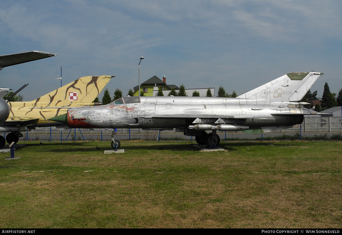 Aircraft Photo of 8905 | Mikoyan-Gurevich MiG-21bis | Poland - Navy | AirHistory.net #718791