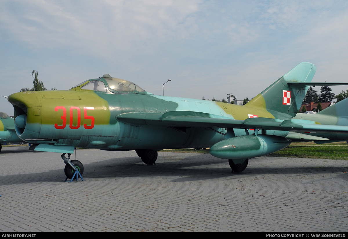 Aircraft Photo of 305 | Mikoyan-Gurevich MiG-17PF | Poland - Air Force | AirHistory.net #718796