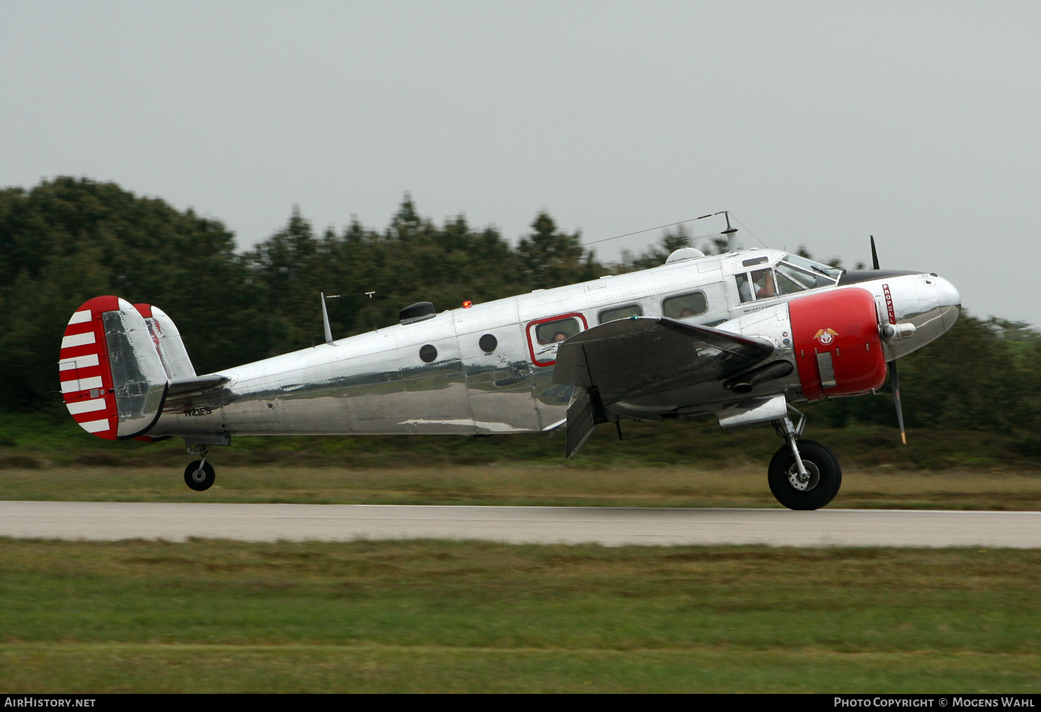 Aircraft Photo of N21FS | Beech Expeditor 3NMT | AirHistory.net #718896