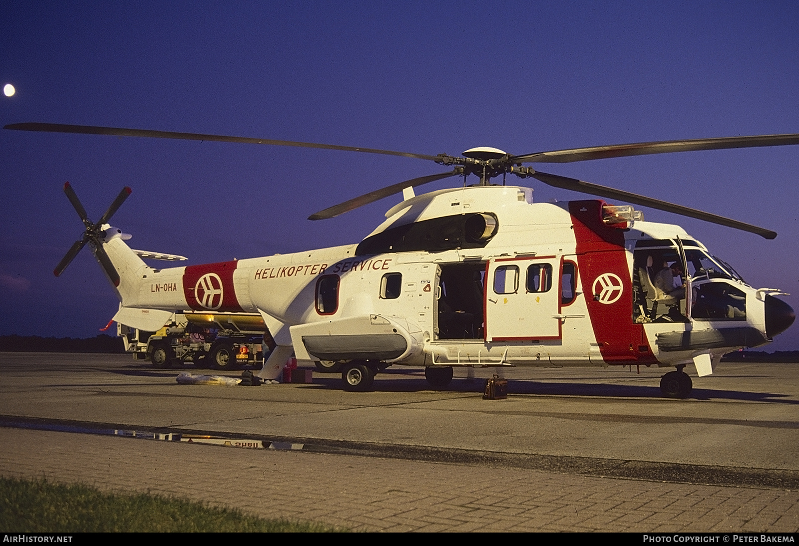 Aircraft Photo of LN-OHA | Eurocopter AS-332L2 Super Puma Mk2 | Helikopter Service | AirHistory.net #718982