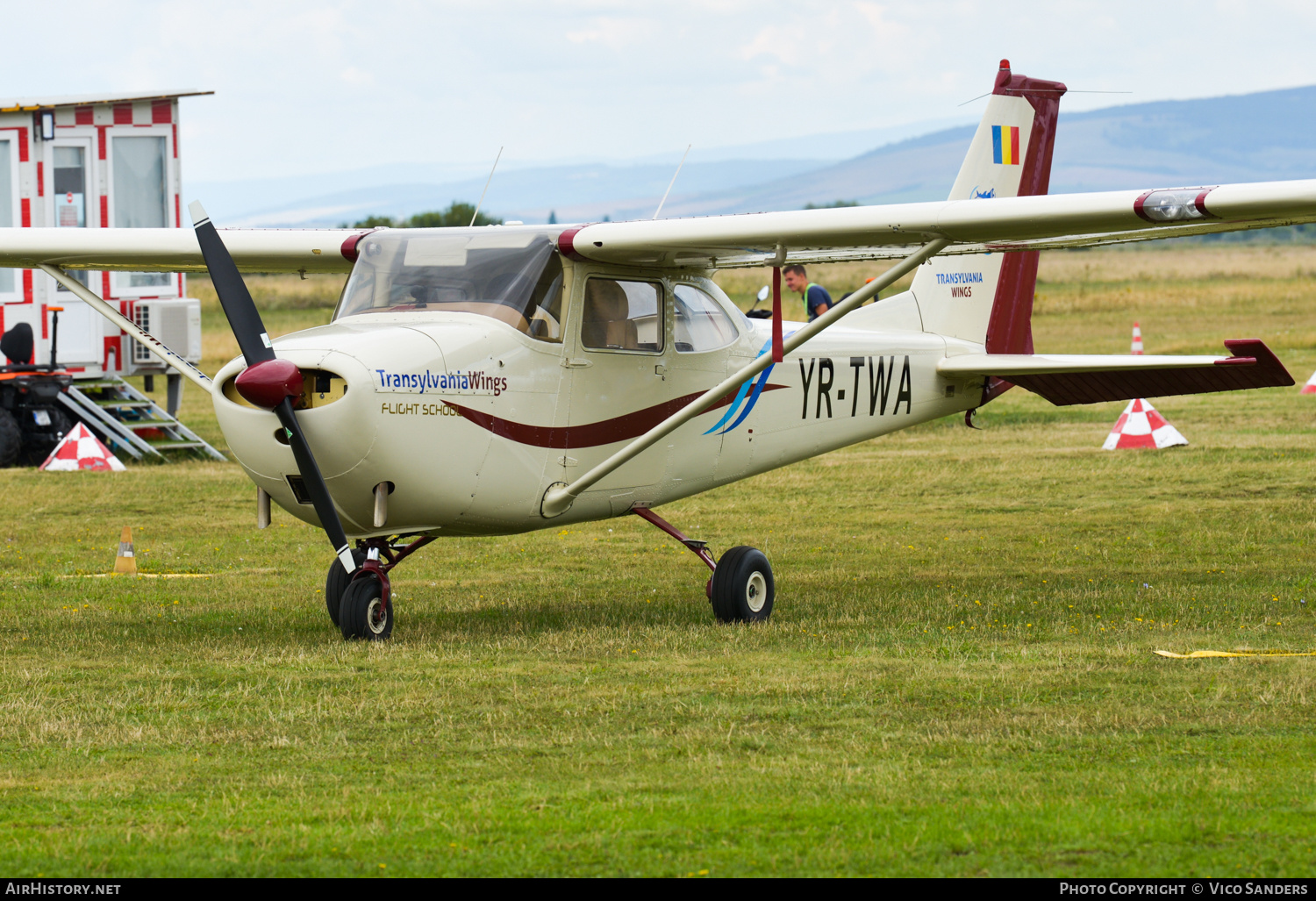 Aircraft Photo of YR-TWA | Reims F172F Skyhawk | Transylvania Wings | AirHistory.net #719155