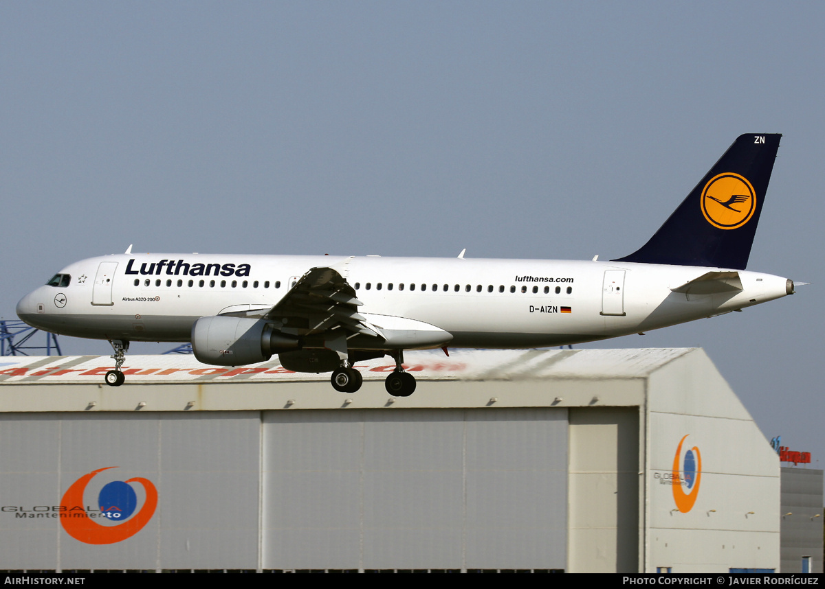 Aircraft Photo of D-AIZN | Airbus A320-214 | Lufthansa | AirHistory.net #719165