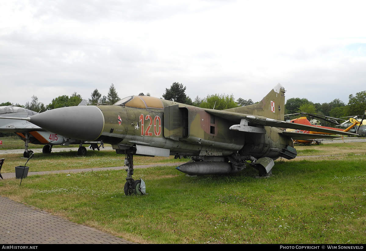Aircraft Photo of 120 | Mikoyan-Gurevich MiG-23MF | Poland - Air Force | AirHistory.net #719197