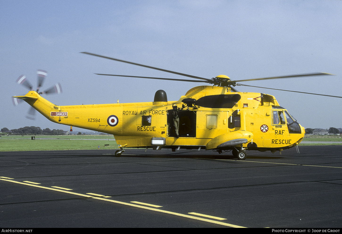 Aircraft Photo of XZ594 | Westland WS-61 Sea King HAR3 | UK - Air Force | AirHistory.net #719370