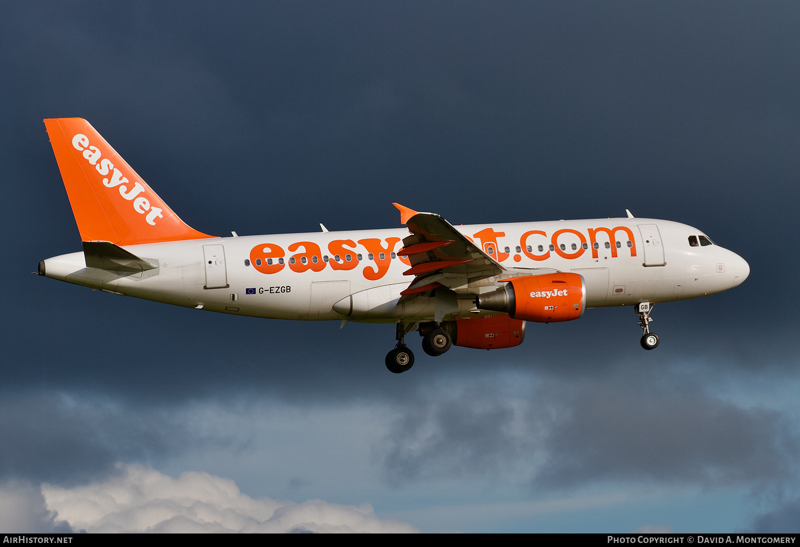 Aircraft Photo of G-EZGB | Airbus A319-111 | EasyJet | AirHistory.net #719477