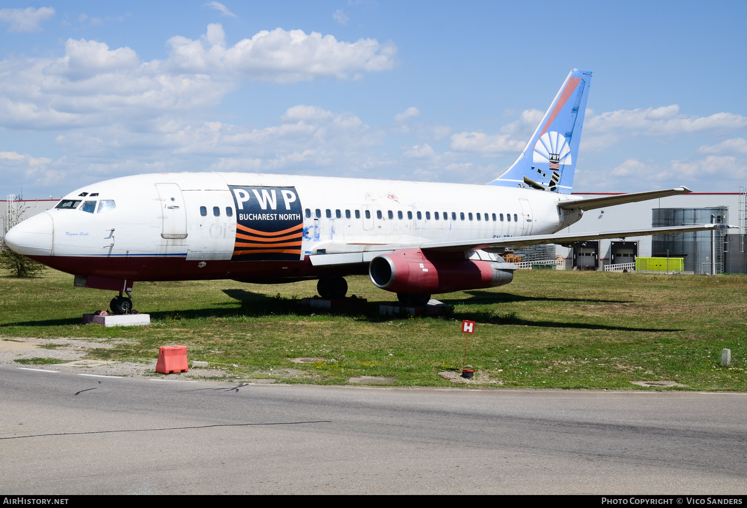 Aircraft Photo of 5N-TSA | Boeing 737-2H4 | AirHistory.net #719509