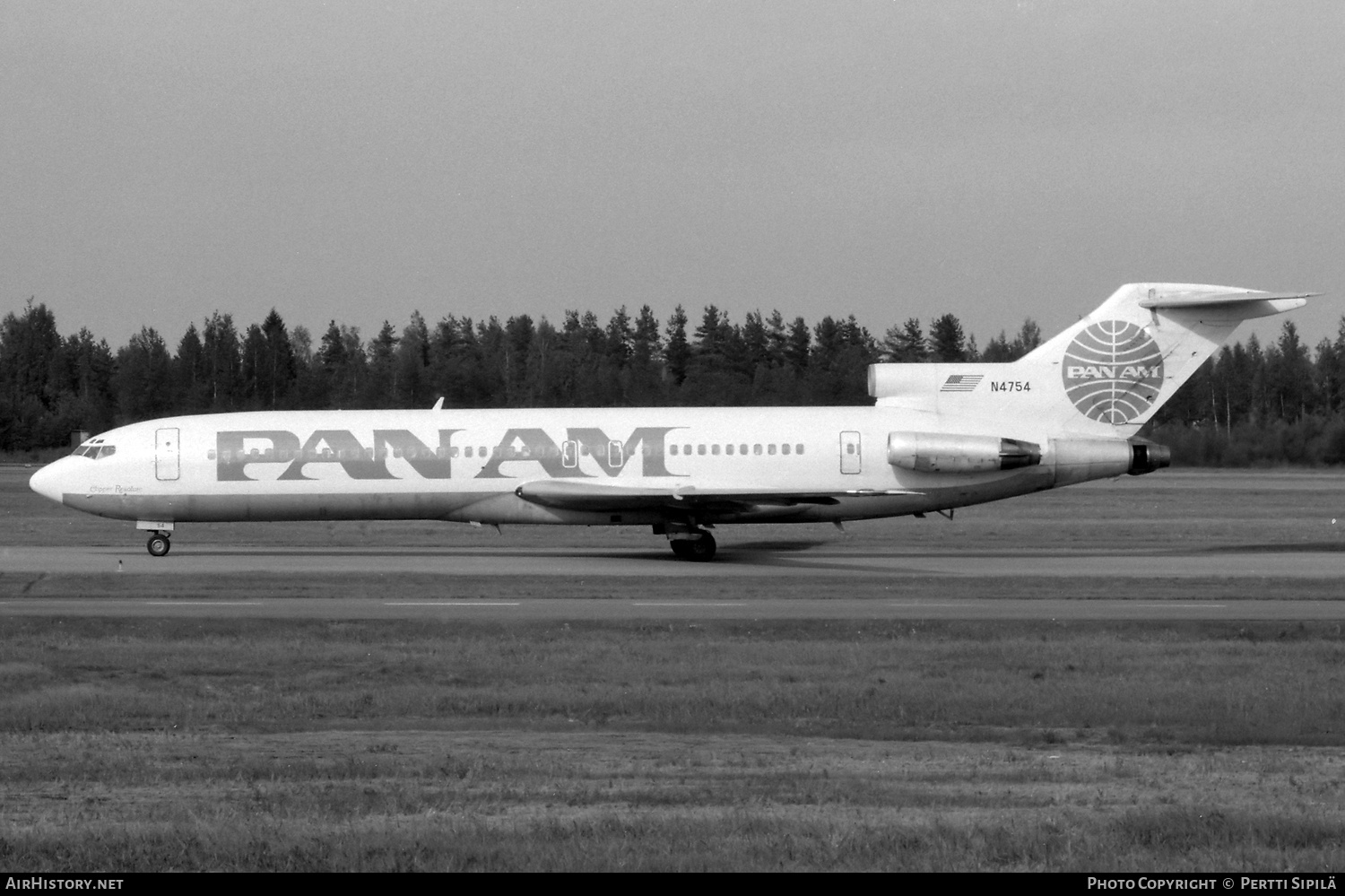 Aircraft Photo of N4754 | Boeing 727-235 | Pan American World Airways - Pan Am | AirHistory.net #719593