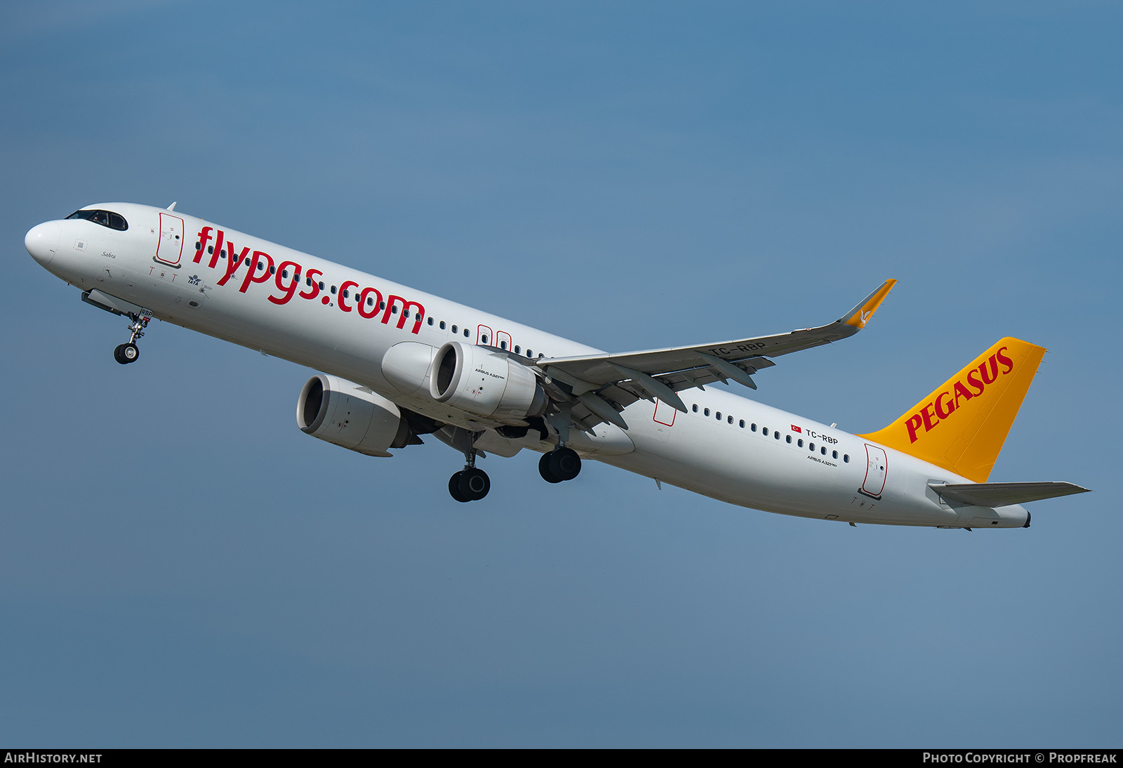 Aircraft Photo of TC-RBP | Airbus A321-251NX | Pegasus Airlines | AirHistory.net #719707