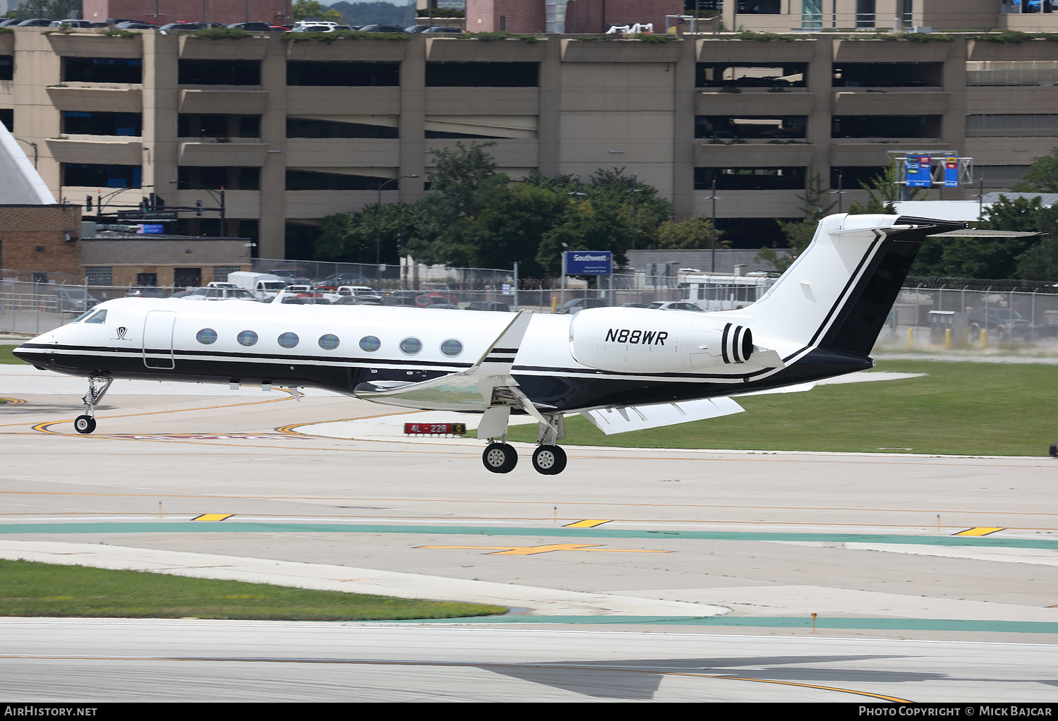 Aircraft Photo of N88WR | Gulfstream Aerospace G-V-SP Gulfstream G550 | AirHistory.net #719894