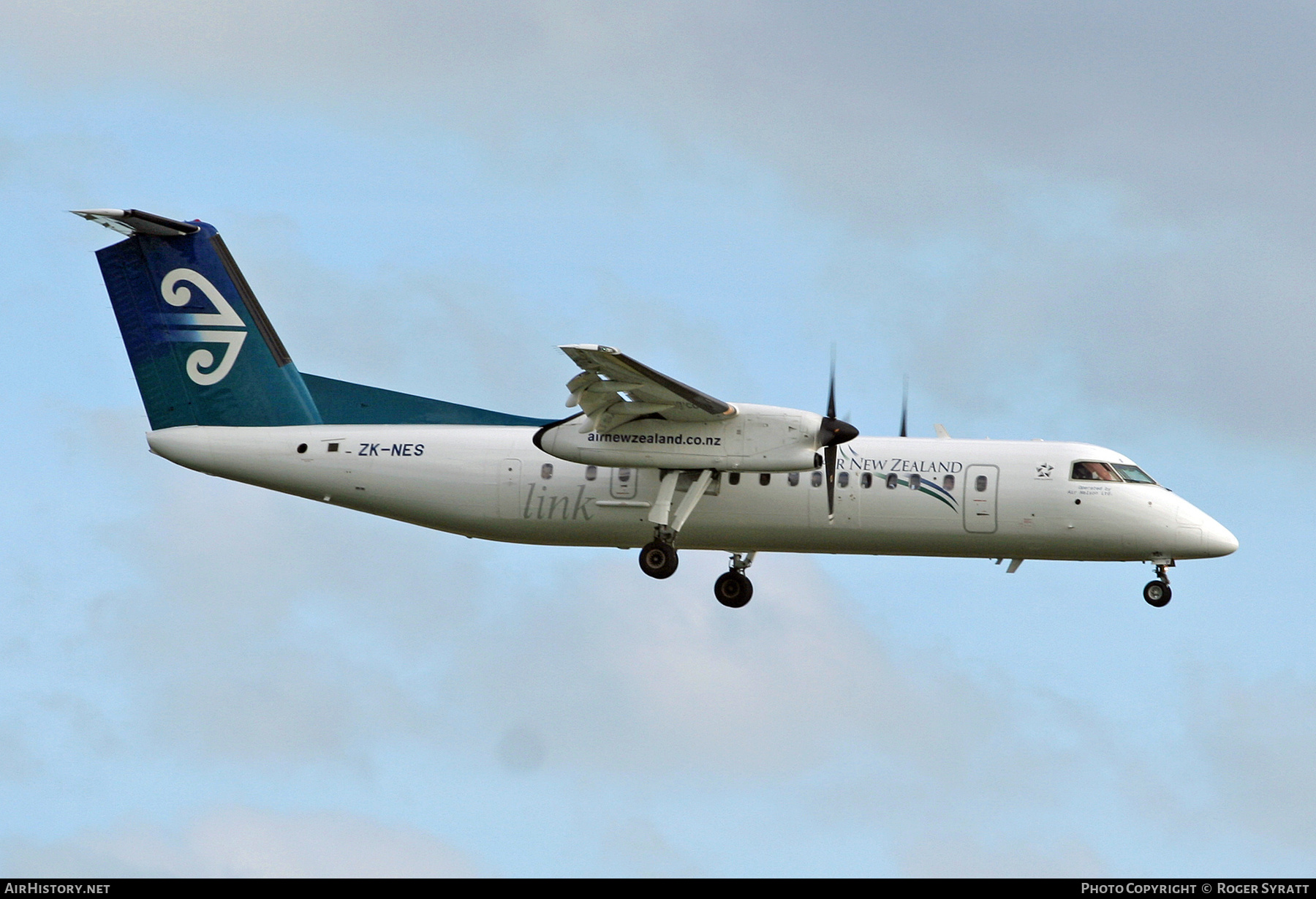 Aircraft Photo of ZK-NES | Bombardier DHC-8-311Q Dash 8 | Air New Zealand Link | AirHistory.net #719946