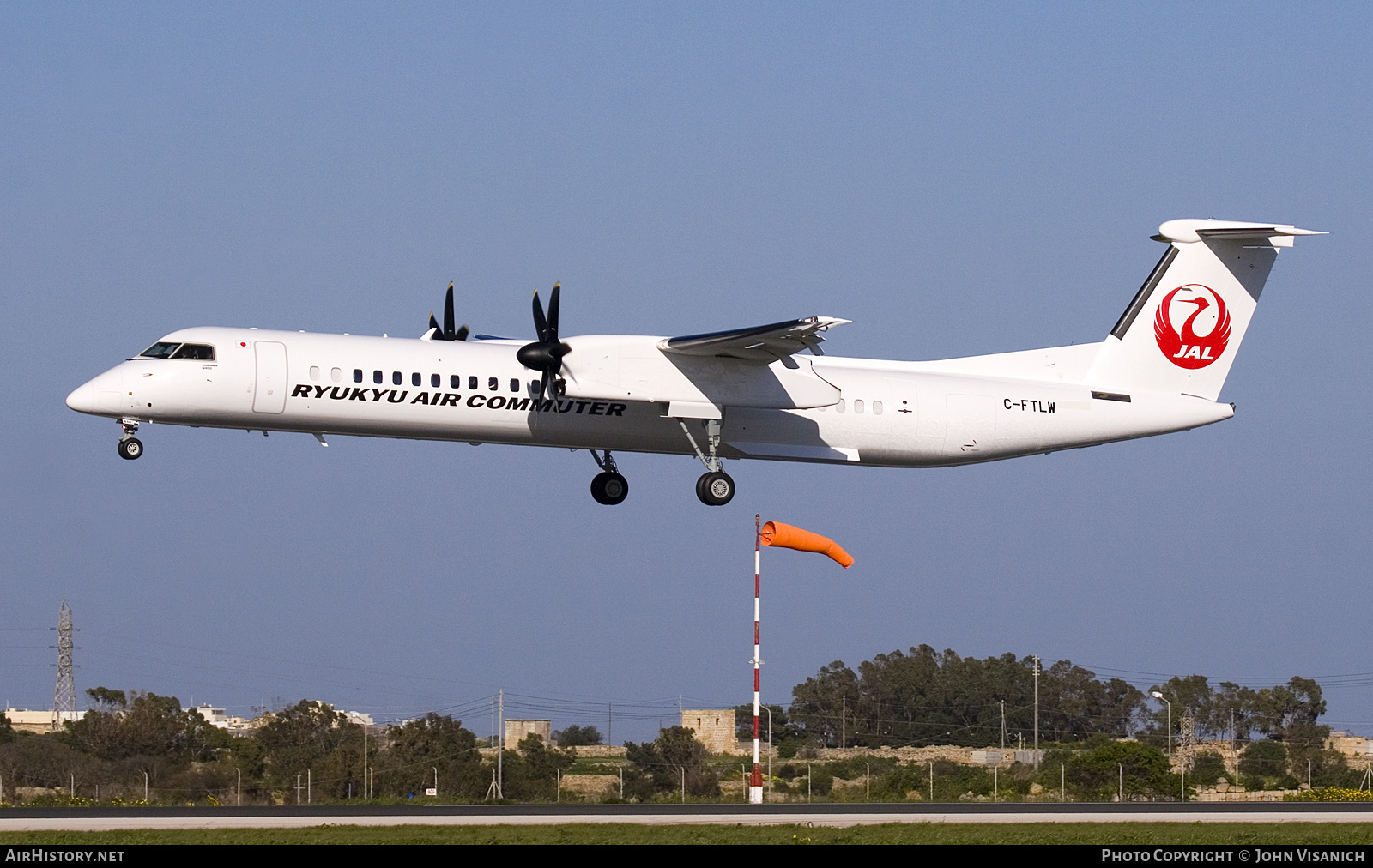 Aircraft Photo of C-FTLW | Bombardier DHC-8-402 Dash 8 | RAC - Ryukyu Air Commuter | AirHistory.net #720005