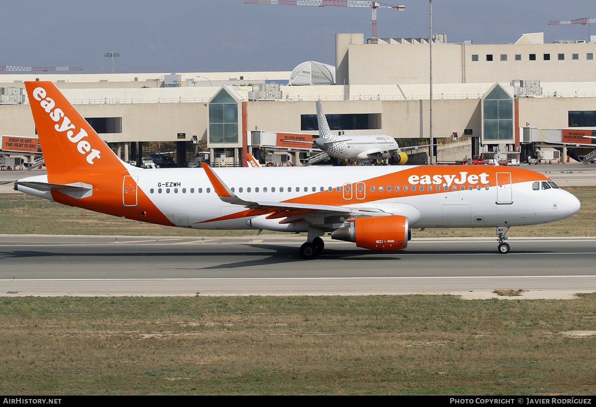 Aircraft Photo of G-EZWH | Airbus A320-214 | EasyJet | AirHistory.net #720049
