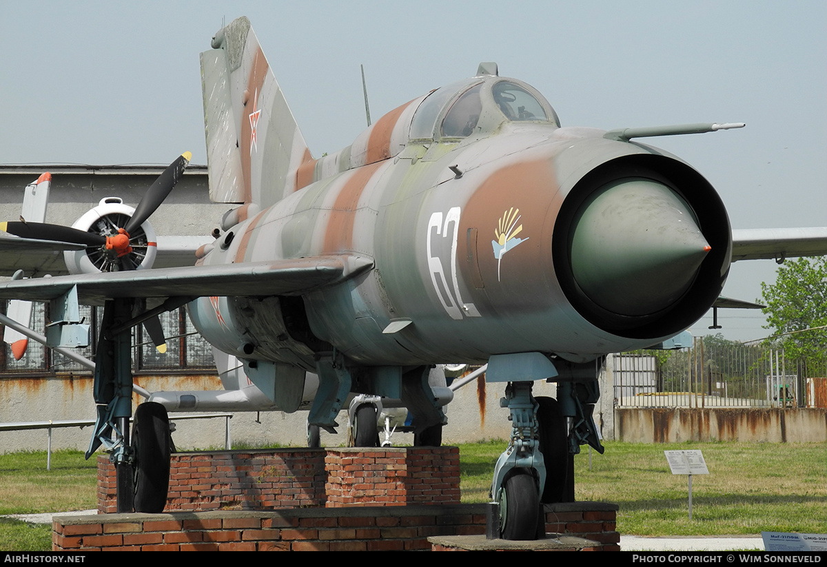 Aircraft Photo of 62 | Mikoyan-Gurevich MiG-21PFM | Bulgaria - Air Force | AirHistory.net #720058