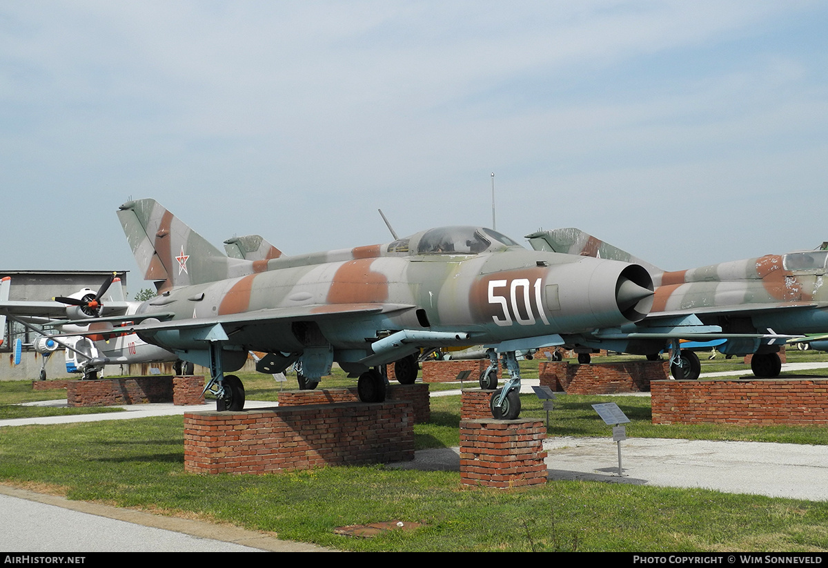 Aircraft Photo of 501 | Mikoyan-Gurevich MiG-21F-13 | Bulgaria - Air Force | AirHistory.net #720060