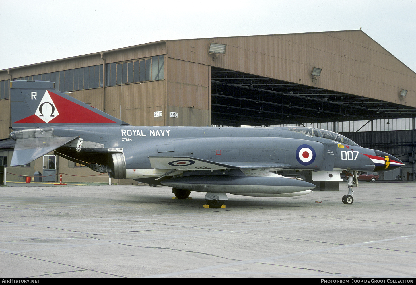 Aircraft Photo of XT864 | McDonnell Douglas F-4K Phantom FG1 | UK - Navy | AirHistory.net #720133