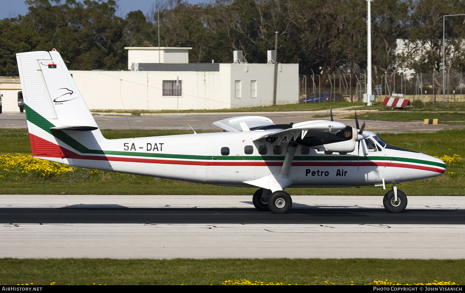 Aircraft Photo of 5A-DAT | De Havilland Canada DHC-6-300 Twin Otter | Petro Air | AirHistory.net #720221