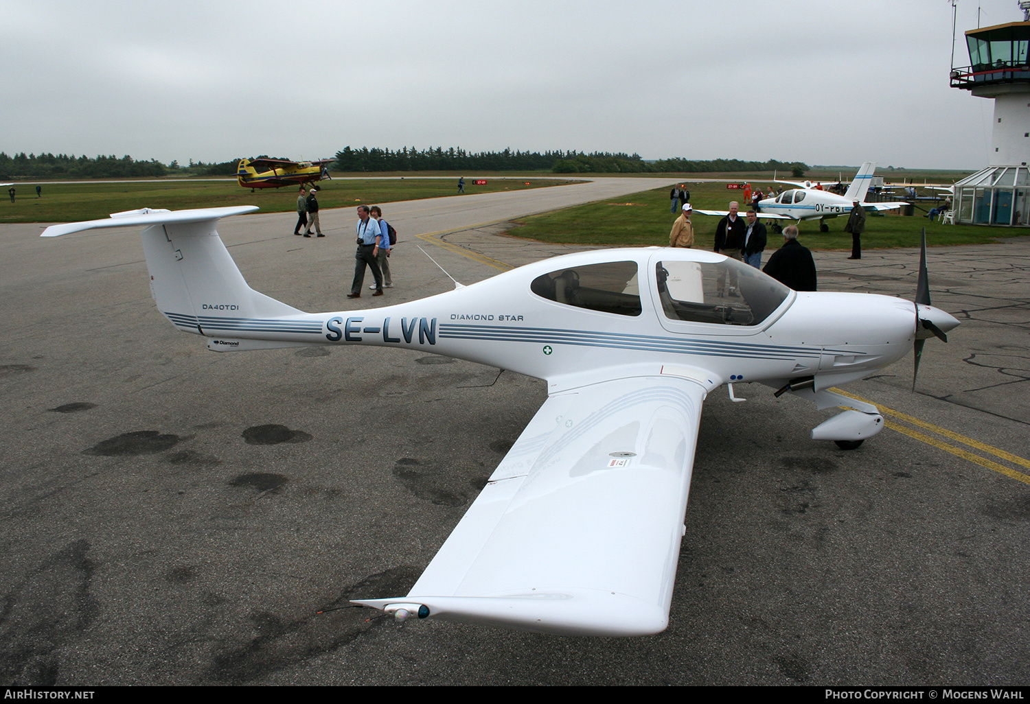 Aircraft Photo of SE-LVN | Diamond DA40D Diamond Star TDI | AirHistory.net #720223