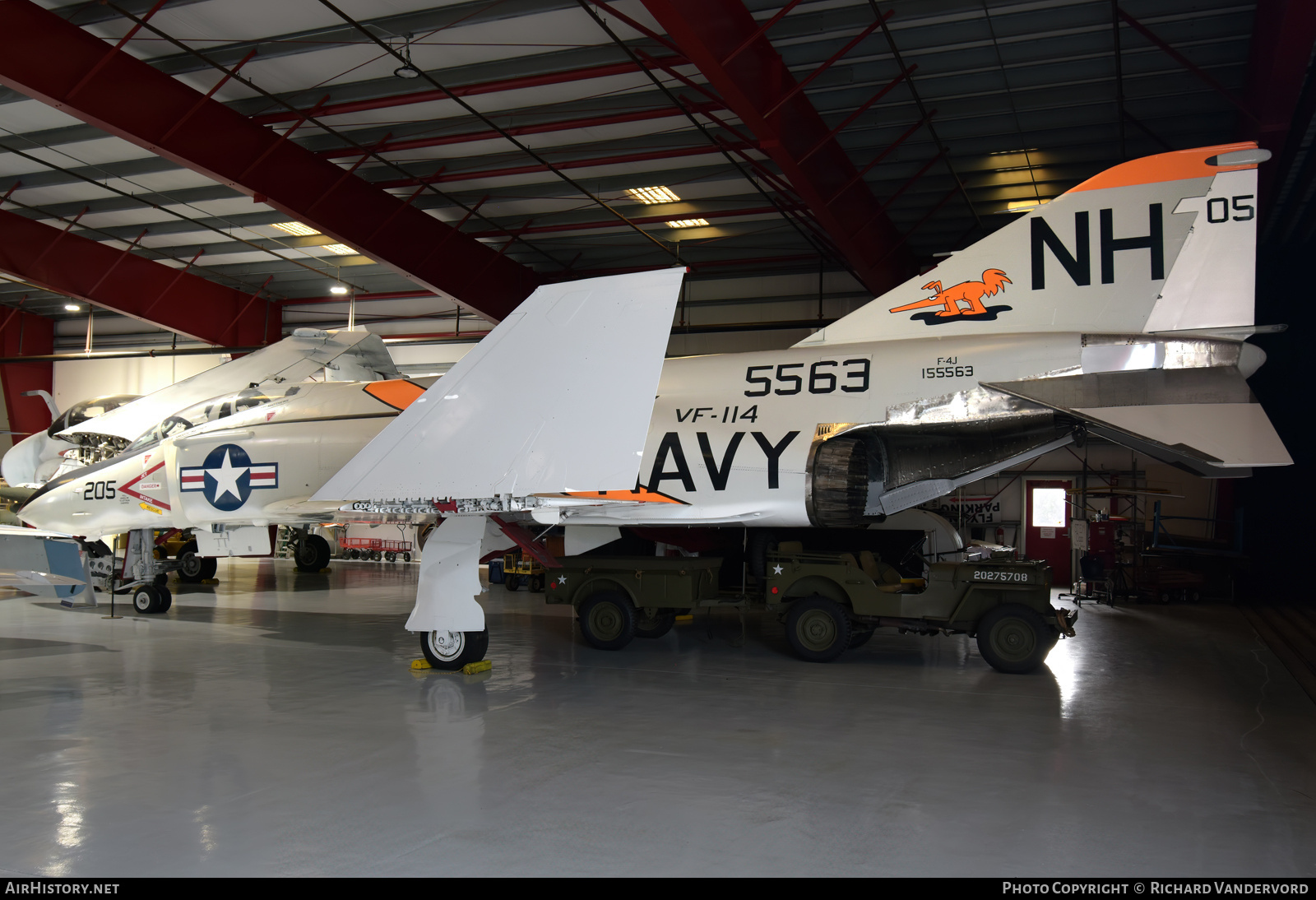 Aircraft Photo of 155563 | McDonnell F-4J Phantom II | USA - Navy | AirHistory.net #720229