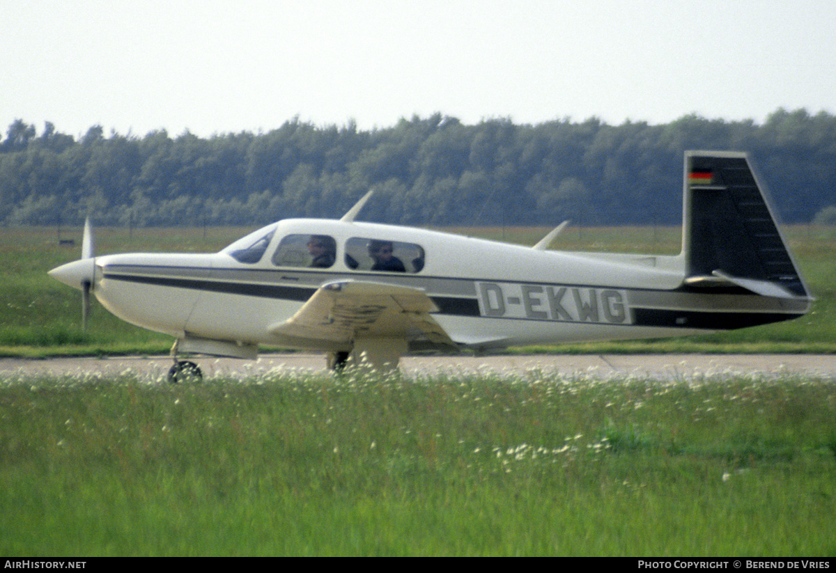 Aircraft Photo of D-EKWG | Mooney M-20K 252TSE | AirHistory.net #720244