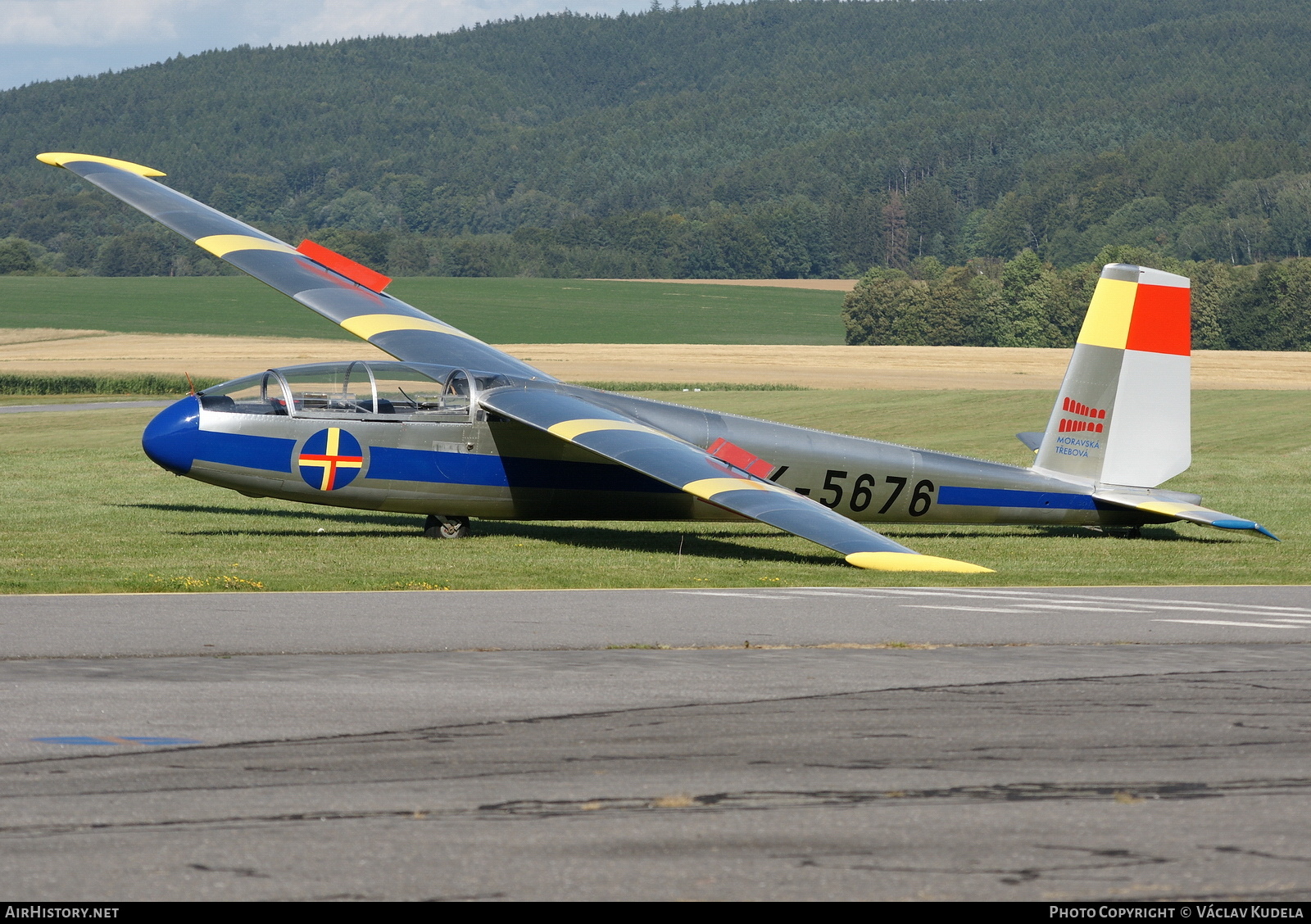 Aircraft Photo of OK-5676 | Let L-13 Blanik | AirHistory.net #720500