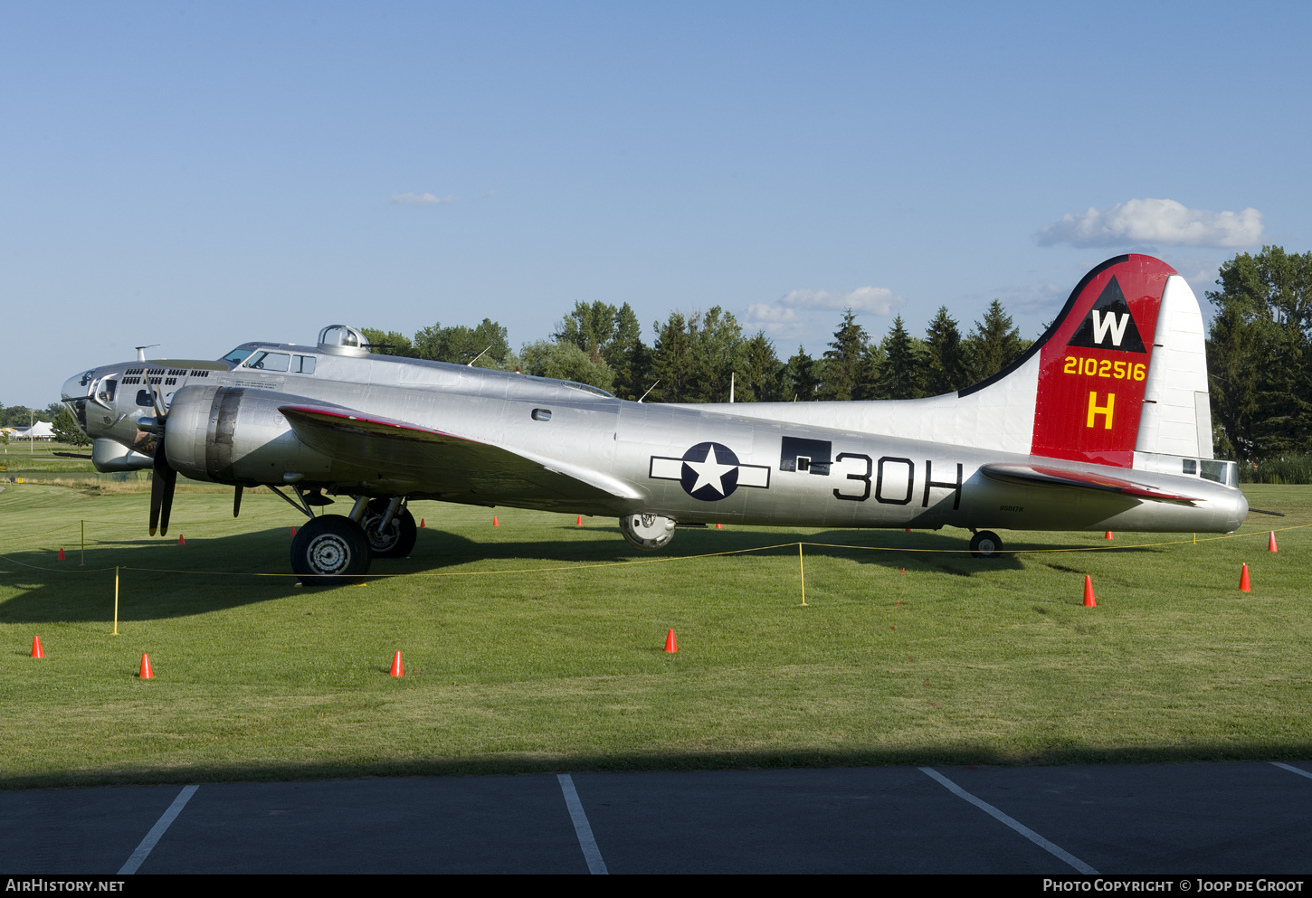Aircraft Photo of N5017N / 2102516 | Boeing B-17G Flying Fortress | USA - Air Force | AirHistory.net #720518