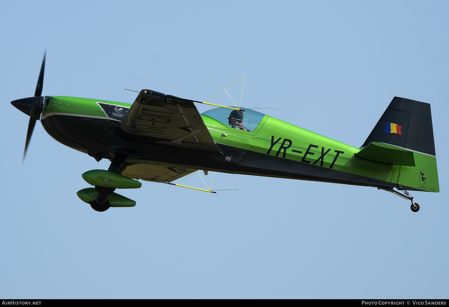 Aircraft Photo of YR-EXT | Extra EA-330SC | Aeroclubul României | AirHistory.net #720669