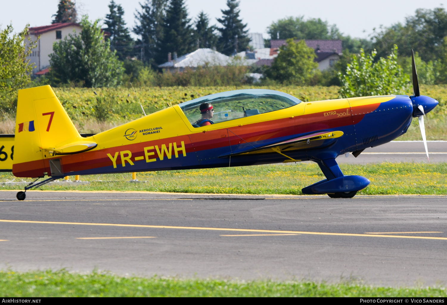 Aircraft Photo of YR-EWH | Extra EA-300L | Aeroclubul României | AirHistory.net #720671