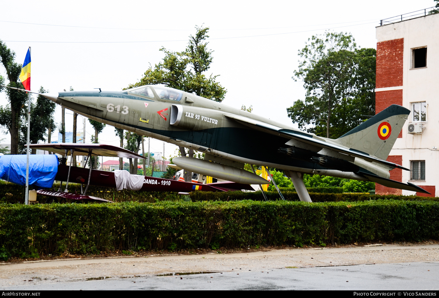 Aircraft Photo of 613 | Craiova IAR-93A Vultur | Romania - Air Force | AirHistory.net #720681