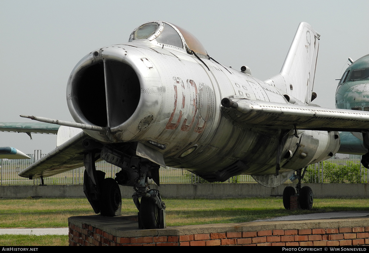 Aircraft Photo of 030 | Mikoyan-Gurevich MiG-19S | Bulgaria - Air Force | AirHistory.net #720719