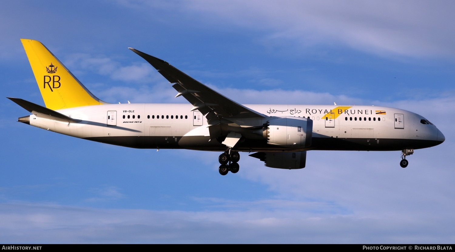 Aircraft Photo of V8-DLE | Boeing 787-8 Dreamliner | Royal Brunei Airlines | AirHistory.net #720801