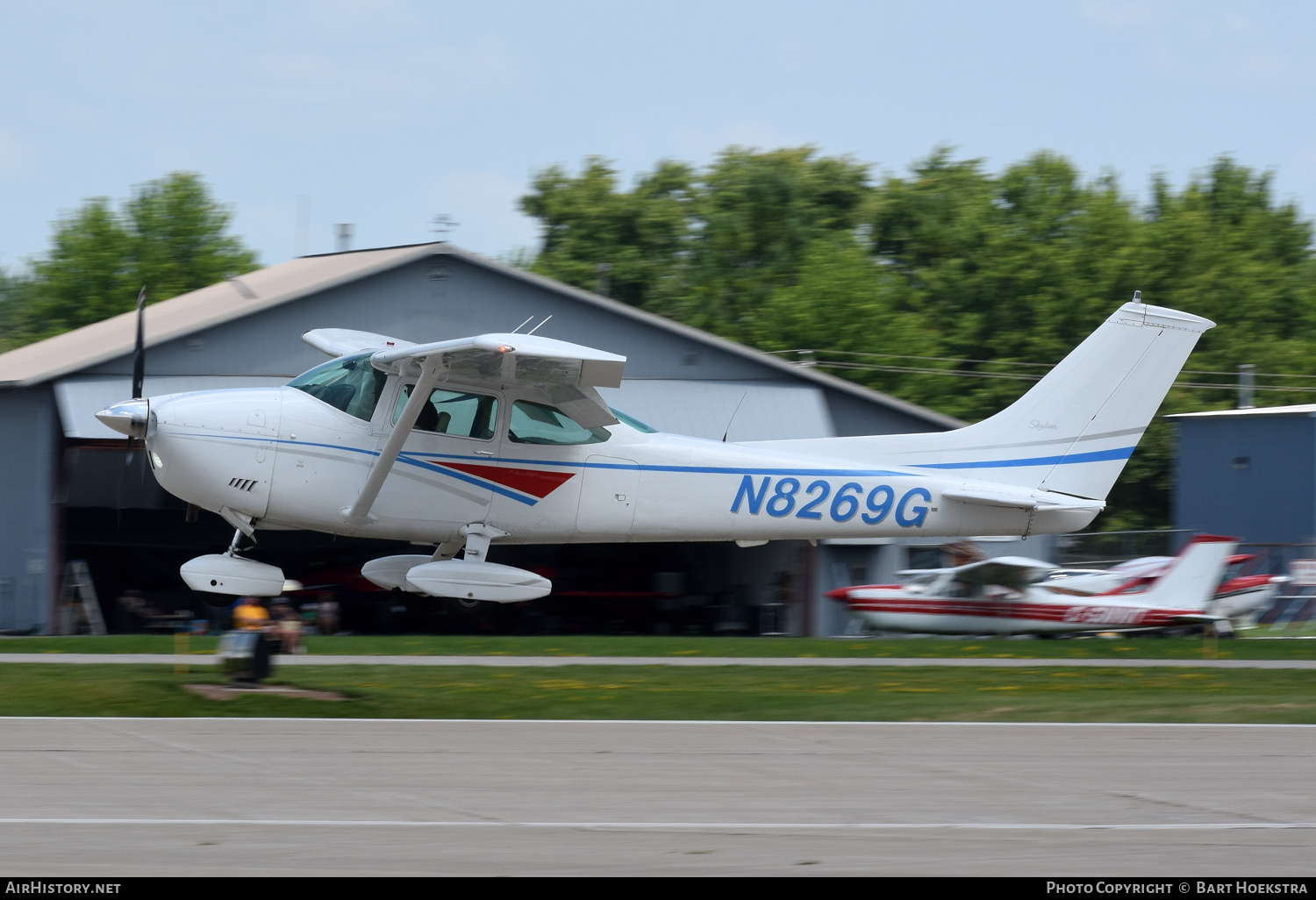 Aircraft Photo of N8269G | Cessna 182P Skylane | AirHistory.net #720817