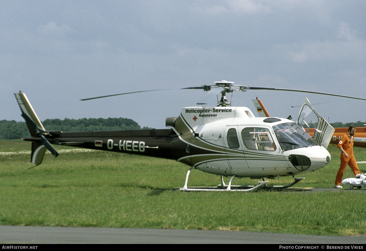 Aircraft Photo of D-HEEB | Aerospatiale AS-350B Ecureuil | Helicopter-Service Hannover | AirHistory.net #720820