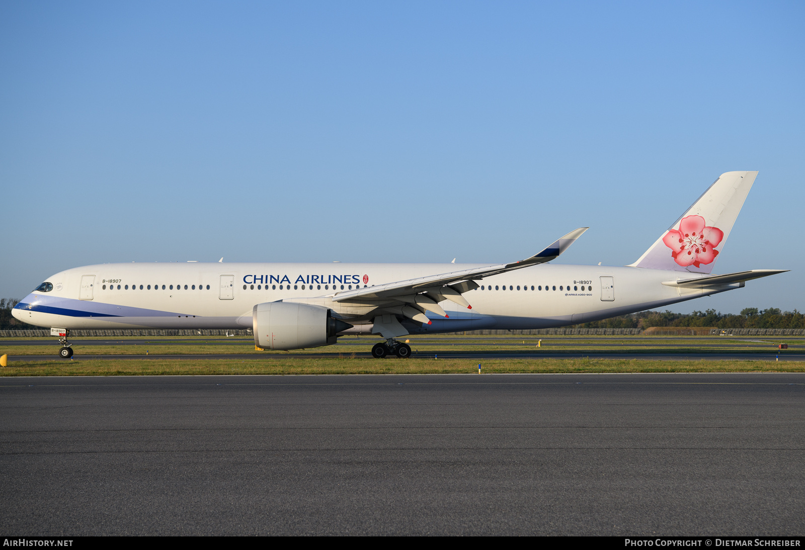 Aircraft Photo of B-18907 | Airbus A350-941 | China Airlines | AirHistory.net #720850