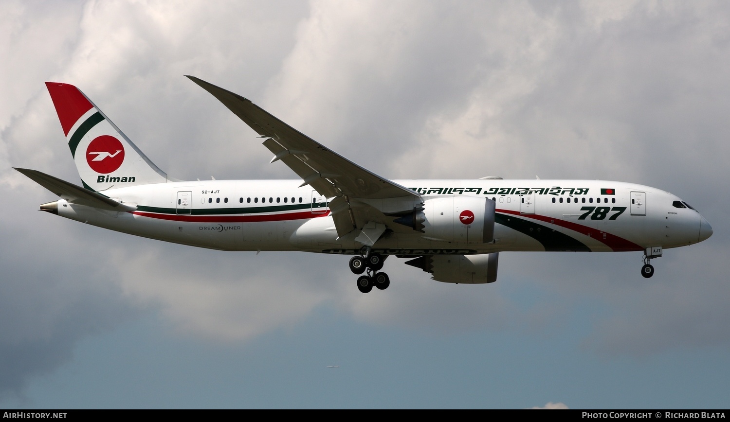 Aircraft Photo of S2-AJT | Boeing 787-8 Dreamliner | Biman Bangladesh Airlines | AirHistory.net #720888