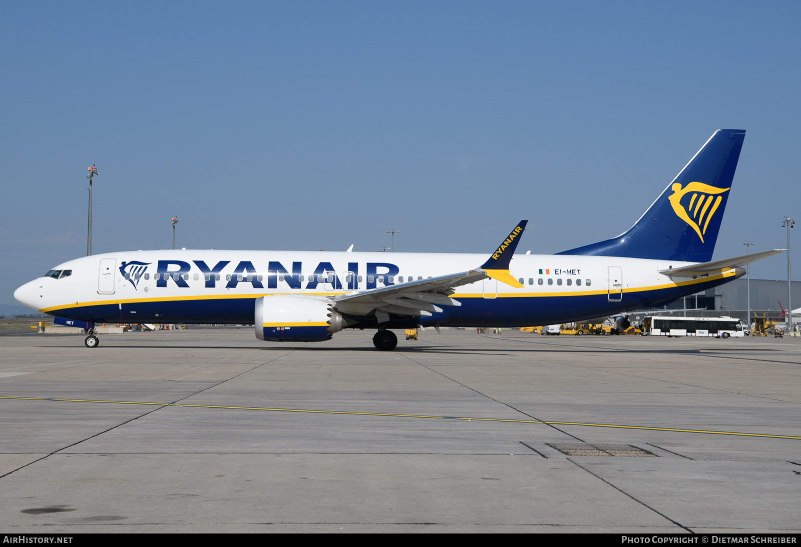 Aircraft Photo of EI-HET | Boeing 737-8200 Max 200 | Ryanair | AirHistory.net #720906