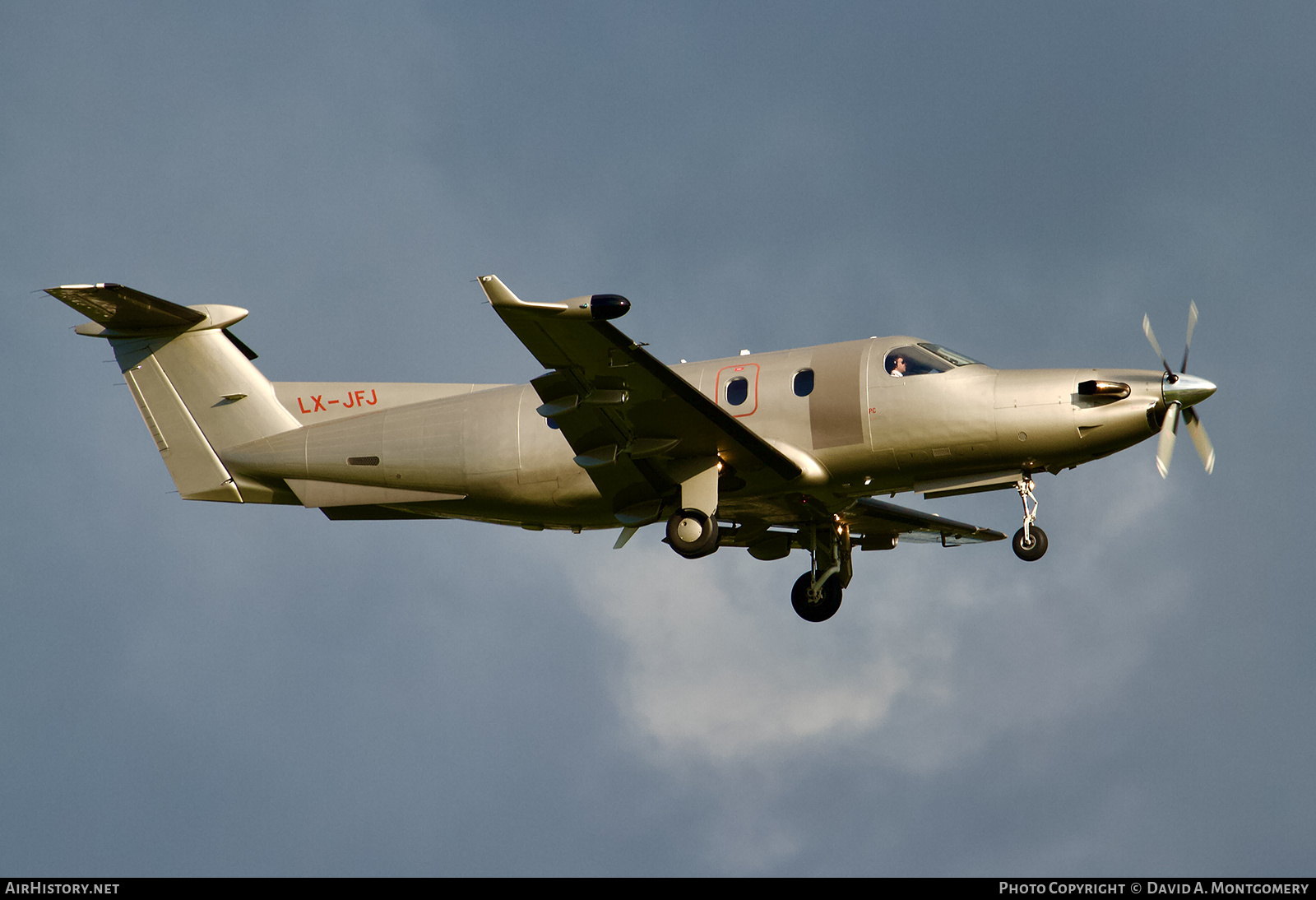 Aircraft Photo of LX-JFJ | Pilatus PC-12/45 | AirHistory.net #720931