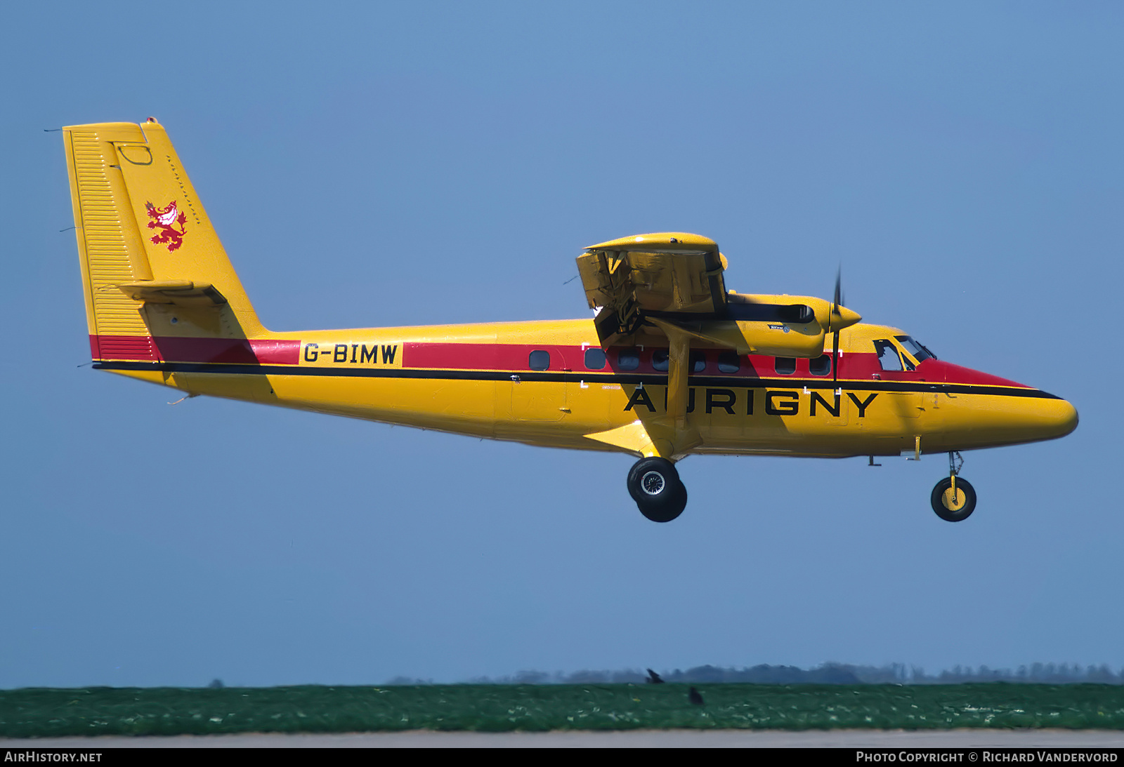 Aircraft Photo of G-BIMW | De Havilland Canada DHC-6-300 Twin Otter | Aurigny Air Services | AirHistory.net #720994
