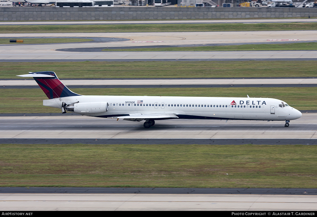 Aircraft Photo of N915DE | McDonnell Douglas MD-88 | Delta Air Lines | AirHistory.net #721021