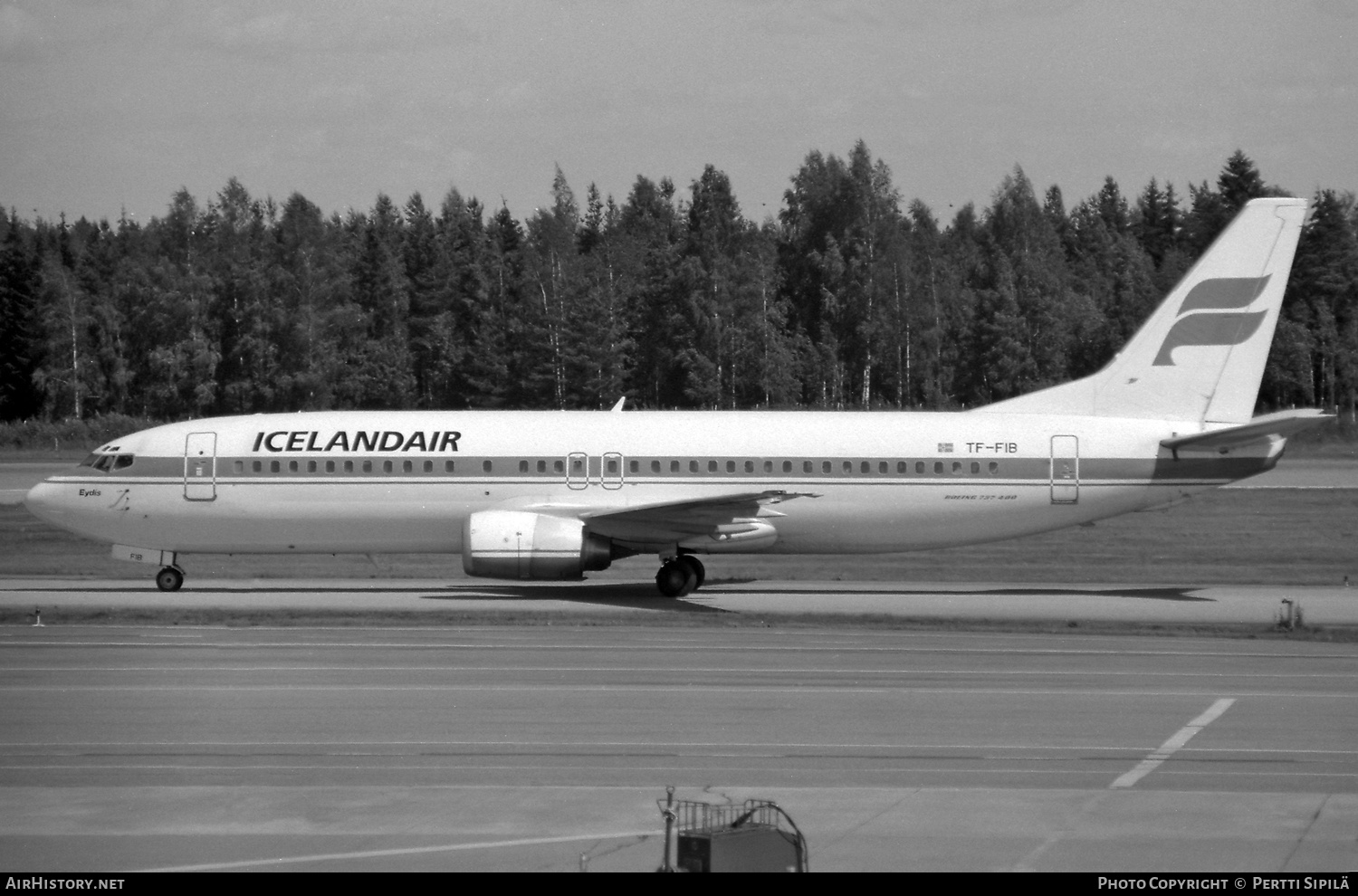 Aircraft Photo of TF-FIB | Boeing 737-408 | Icelandair | AirHistory.net #721097